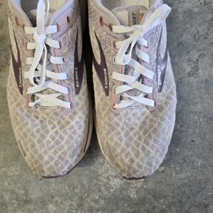 Women‎ running shoes